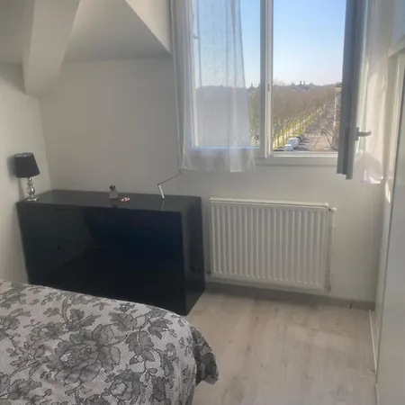 Résidence Meublée Et Paris Apartamento Bussy-Saint-Georges